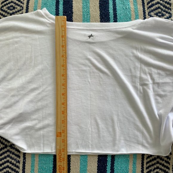 Last Price Urban Outfitters Out From Under Addison T Shirt Cropped WHITE XS - Picture 6 of 16